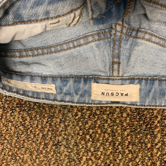 PacSun Mom Jeans - Picture 5 of 6